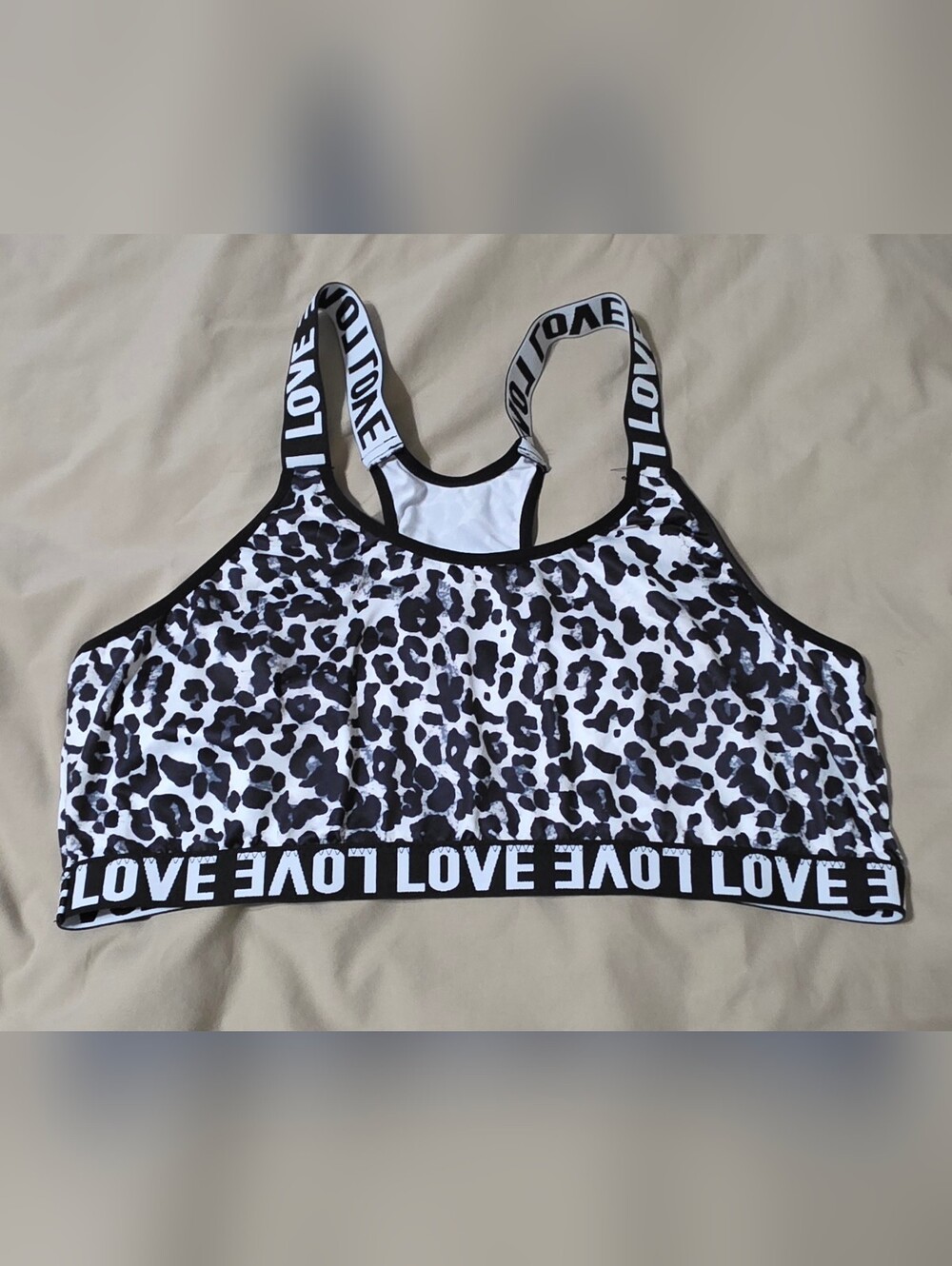 SHEIN Black & White Leopard-Print Sports Bra with LOVE Logo Straps Size 4XL
